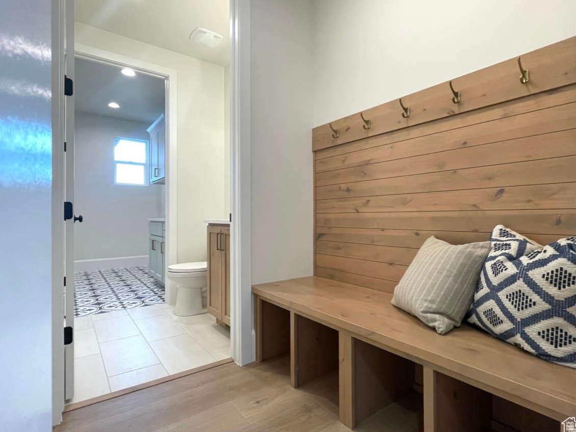 FOOTHILLS RIDGE - Residential