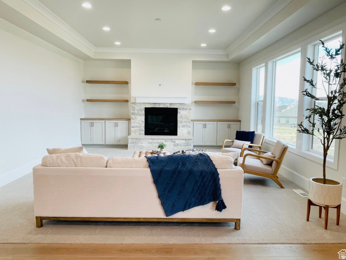 FOOTHILLS RIDGE - Residential