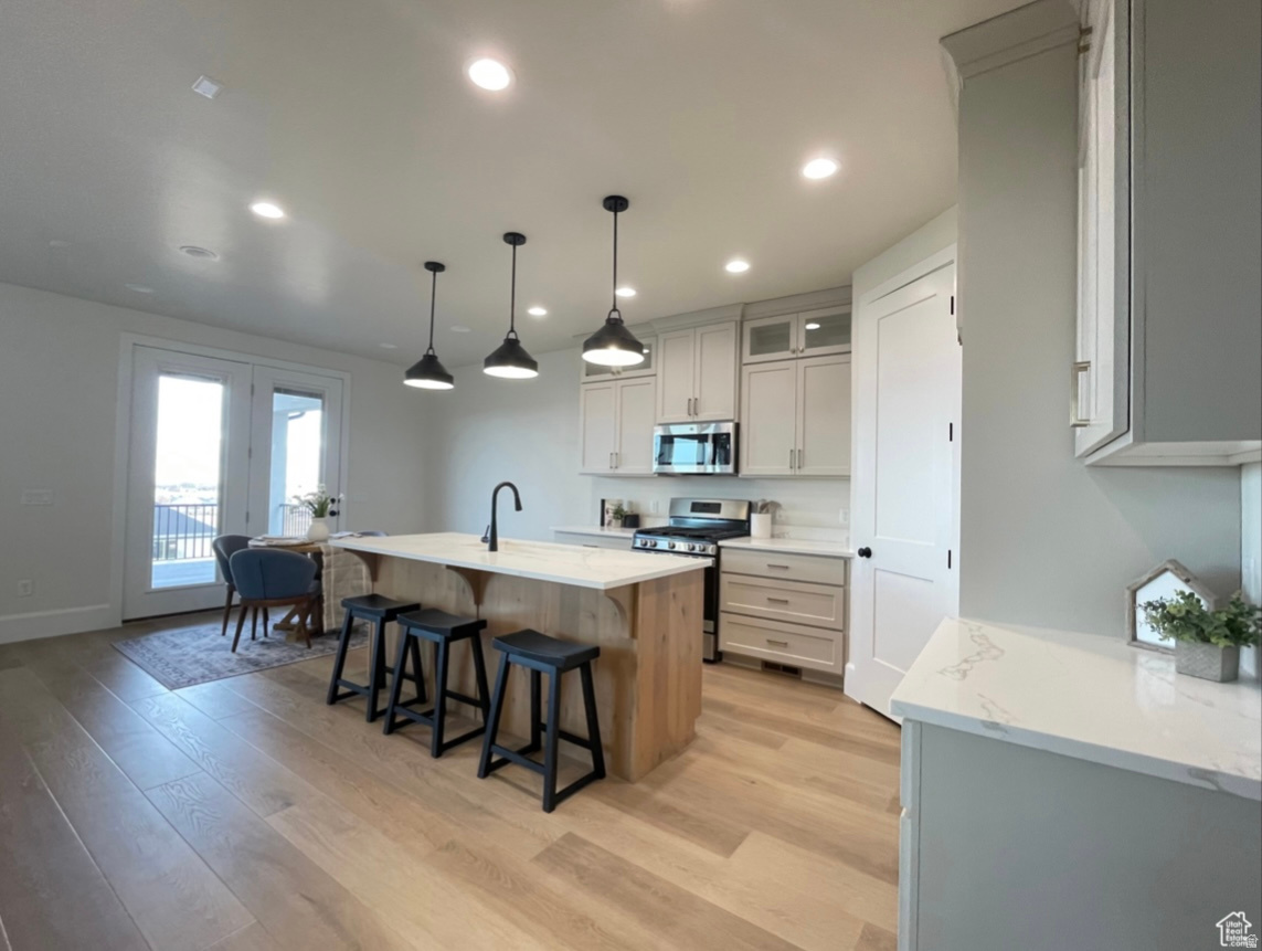 FOOTHILLS RIDGE - Residential