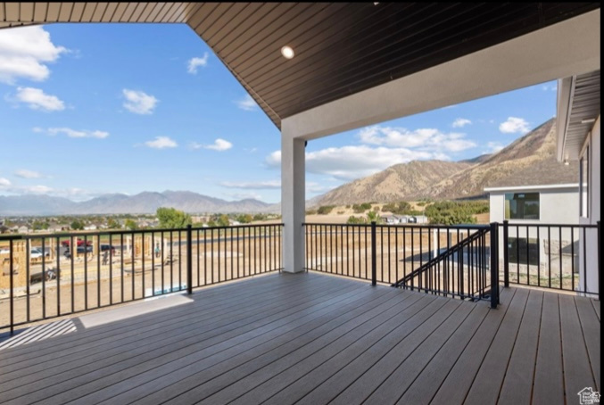 FOOTHILLS RIDGE - Residential