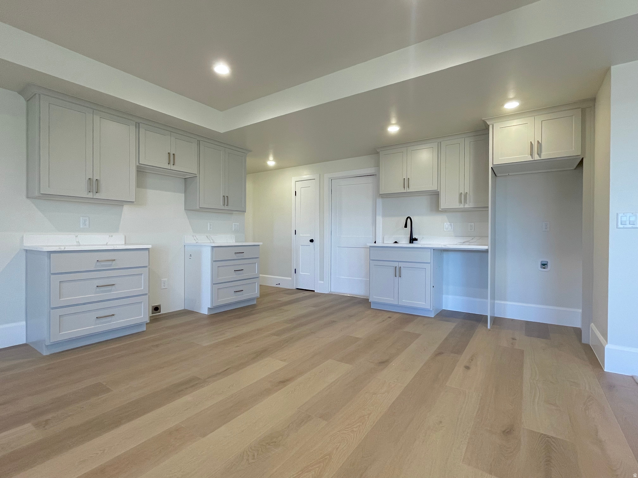 FOOTHILLS RIDGE - Residential