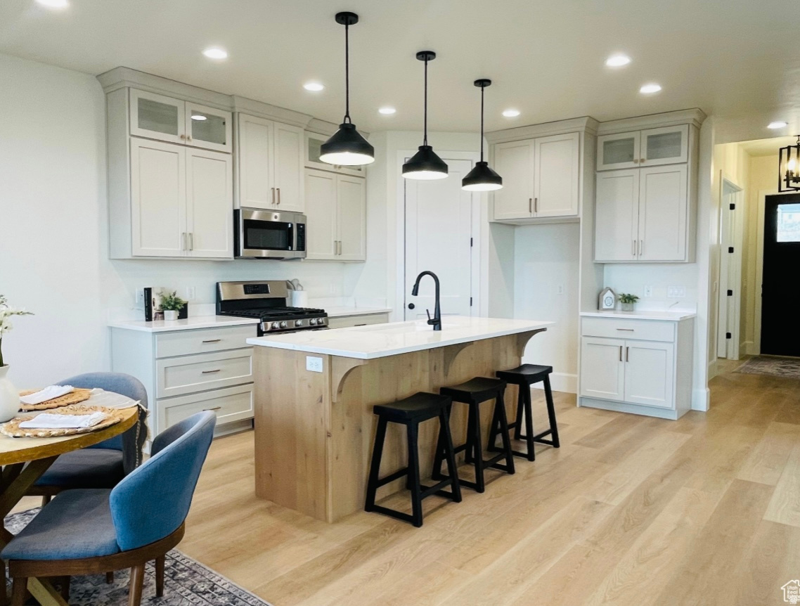 FOOTHILLS RIDGE - Residential