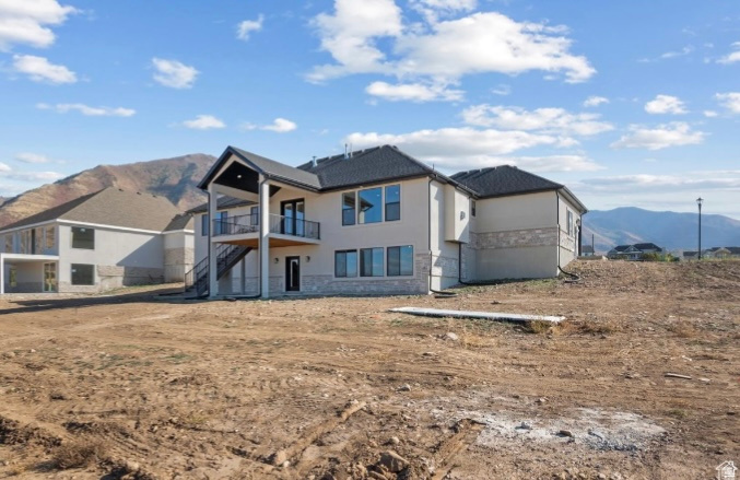 FOOTHILLS RIDGE - Residential