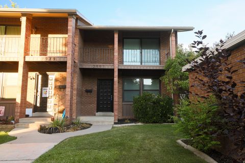 Townhouse For Sale - 2991 S Connor St<br/> Salt Lake City, UT 84109