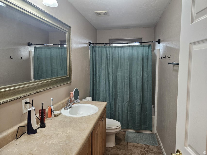 RACING RANCH MOBILE HOME EST 2 - Residential