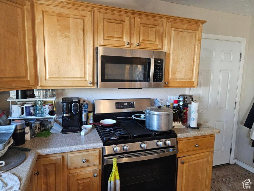 RACING RANCH MOBILE HOME EST 2 - Residential