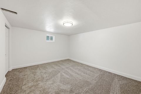Tiny photo for 3247 LIBERTY AVE, Ogden, UT 84403 (MLS # 2158395)