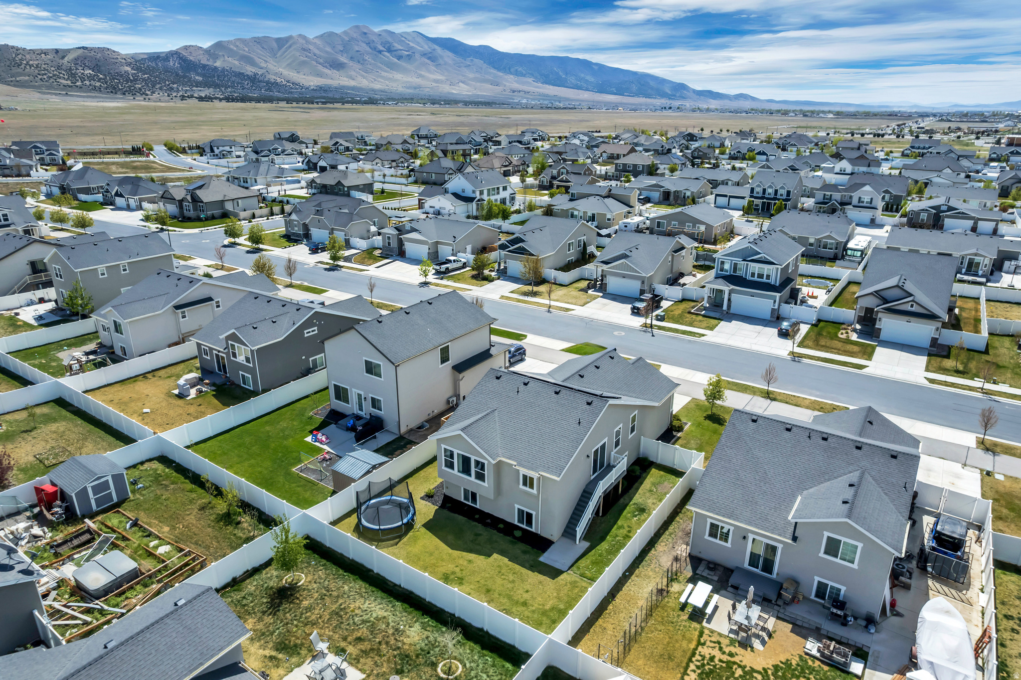 OVERLAND - Residential