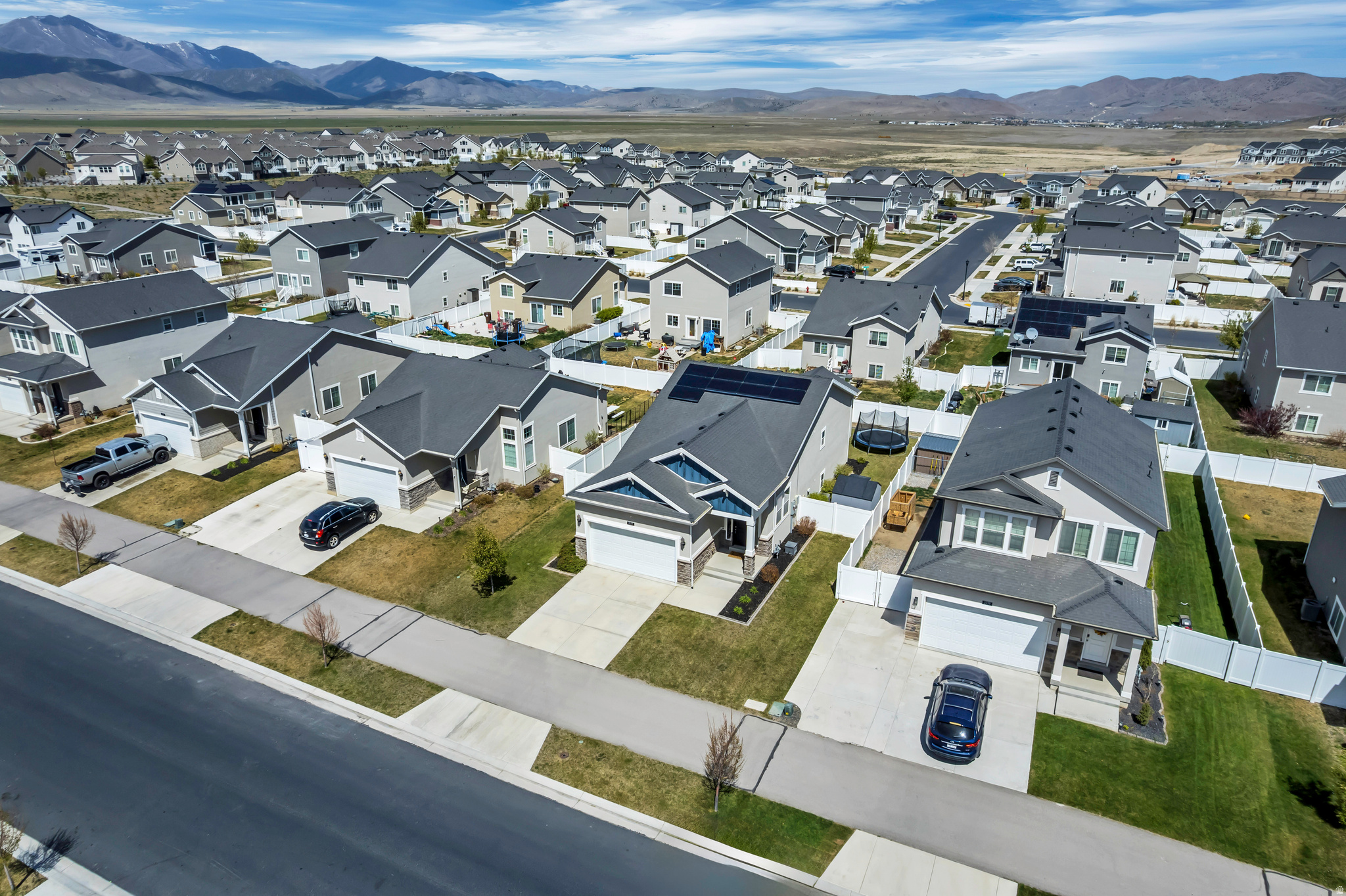 OVERLAND - Residential