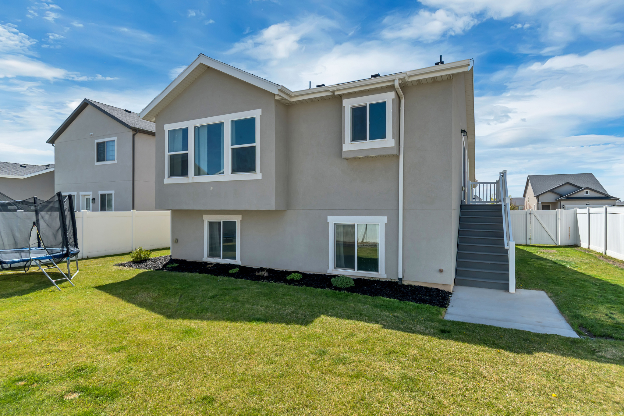 OVERLAND - Residential