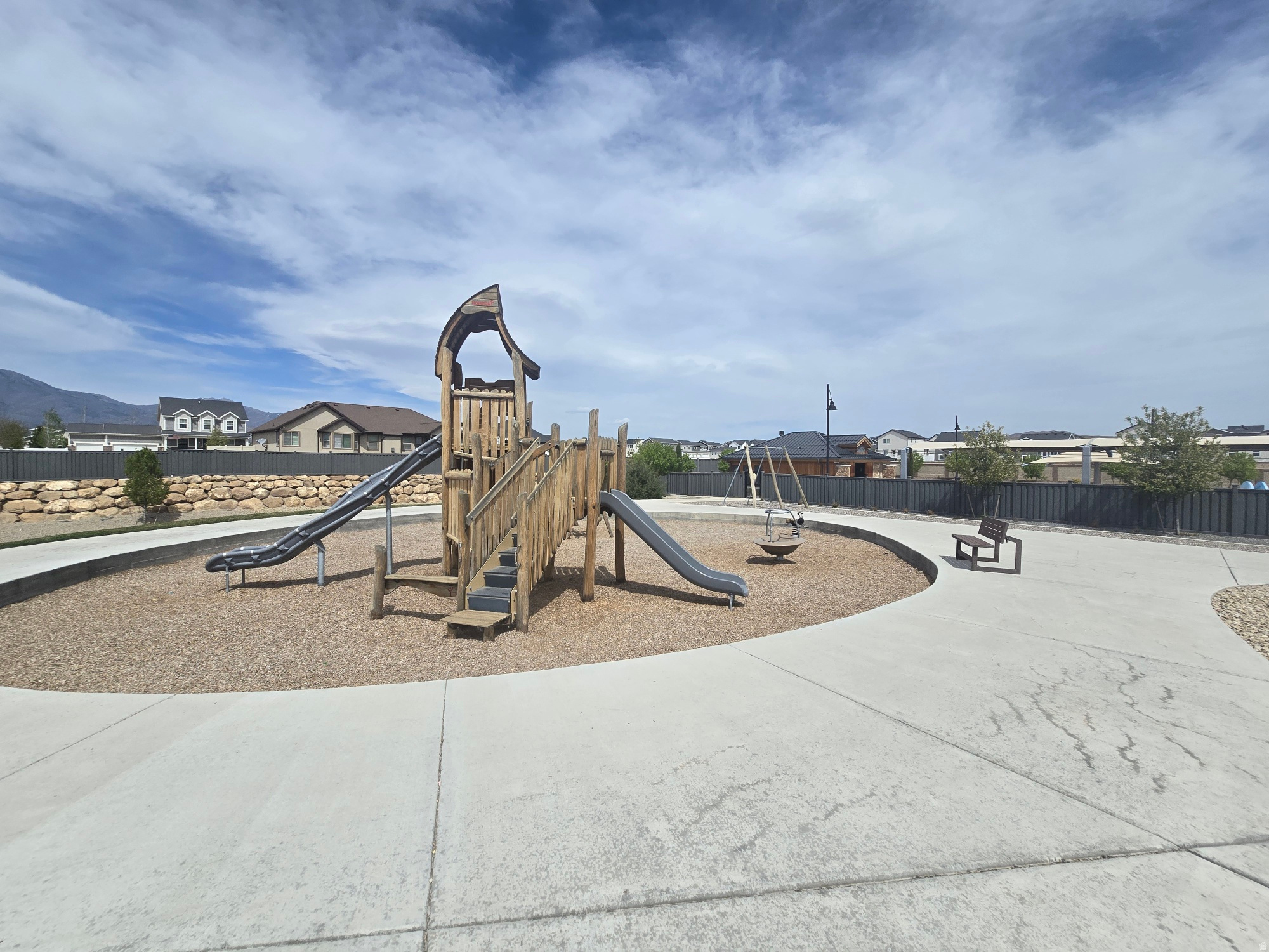 OVERLAND - Residential