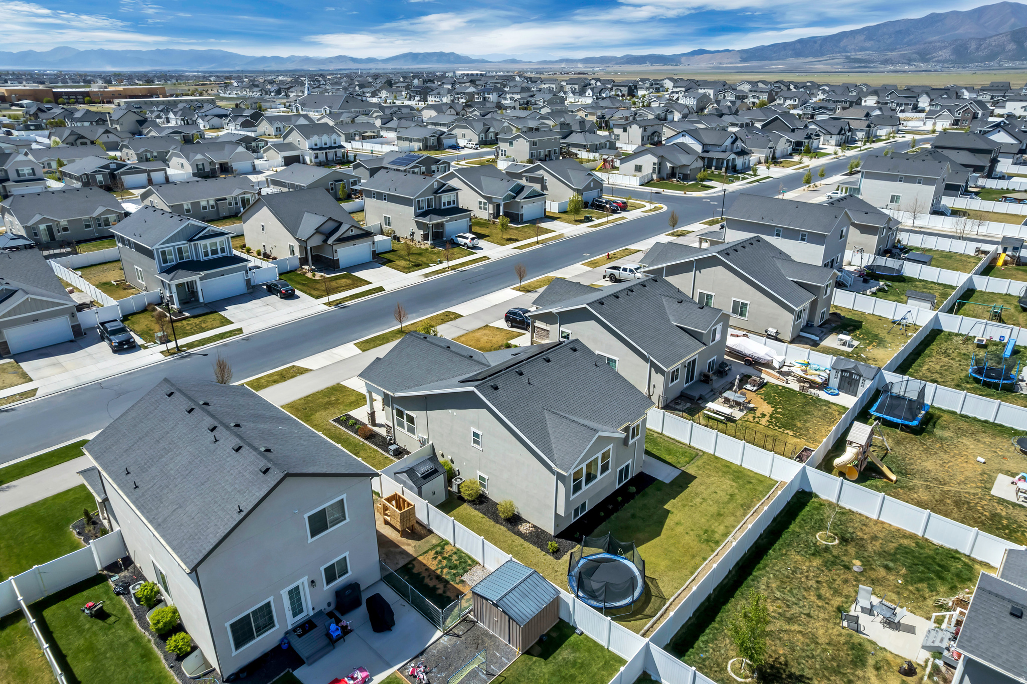 OVERLAND - Residential