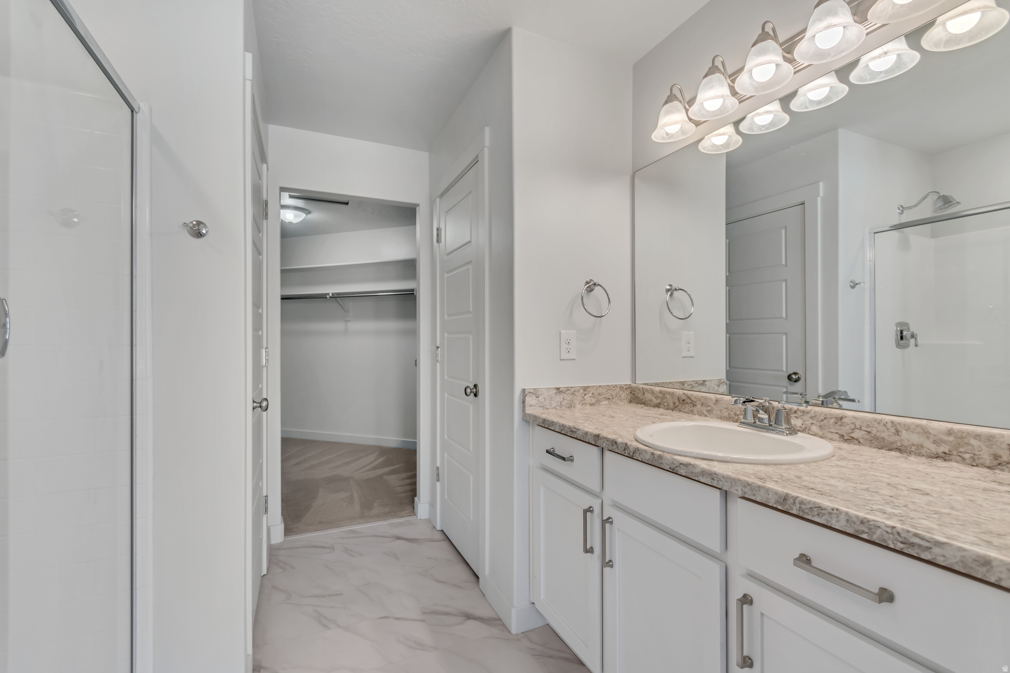 OVERLAND - Residential