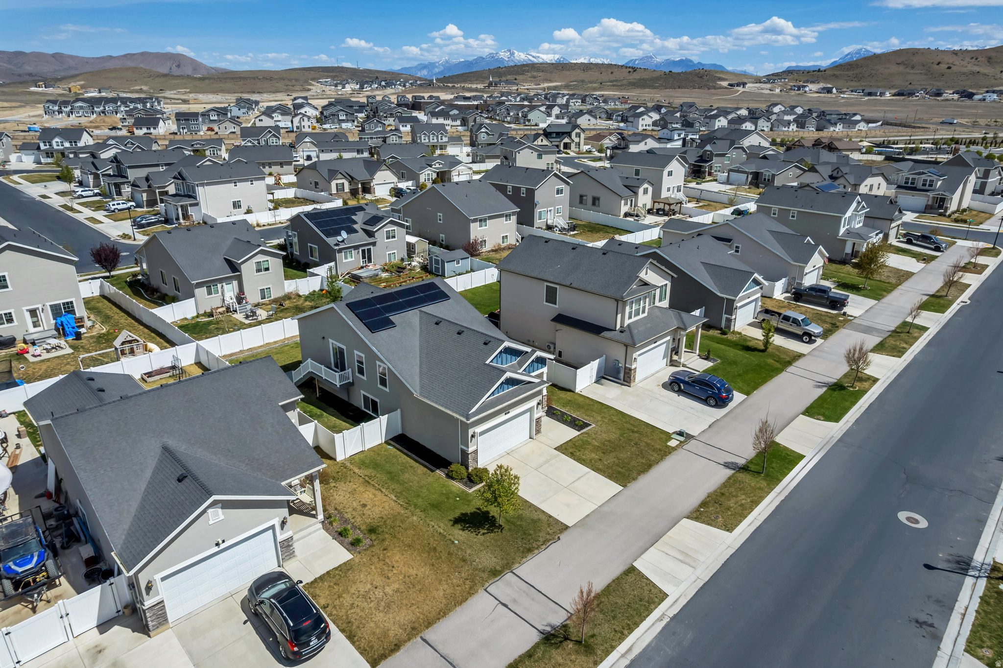 OVERLAND - Residential