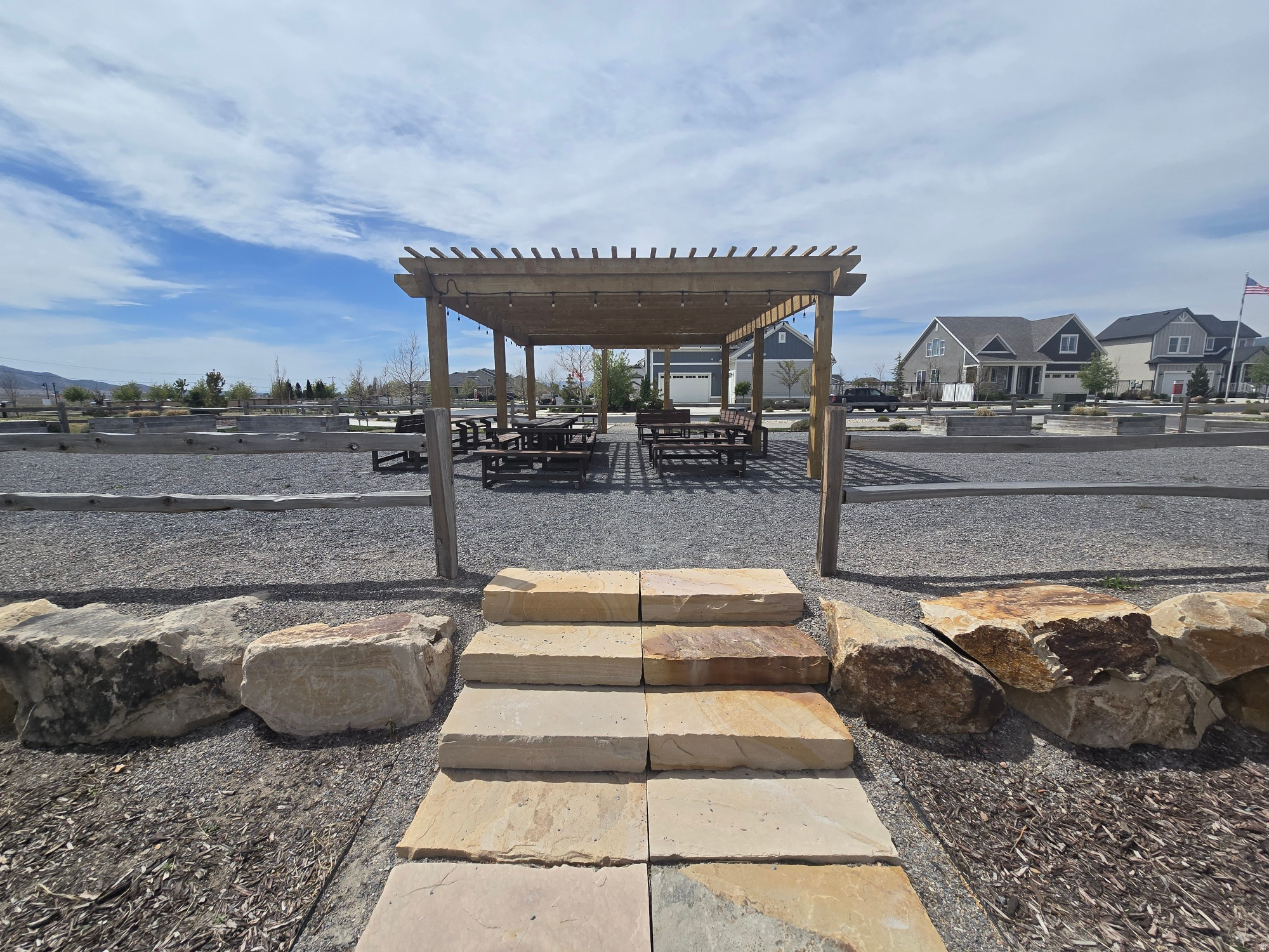 OVERLAND - Residential