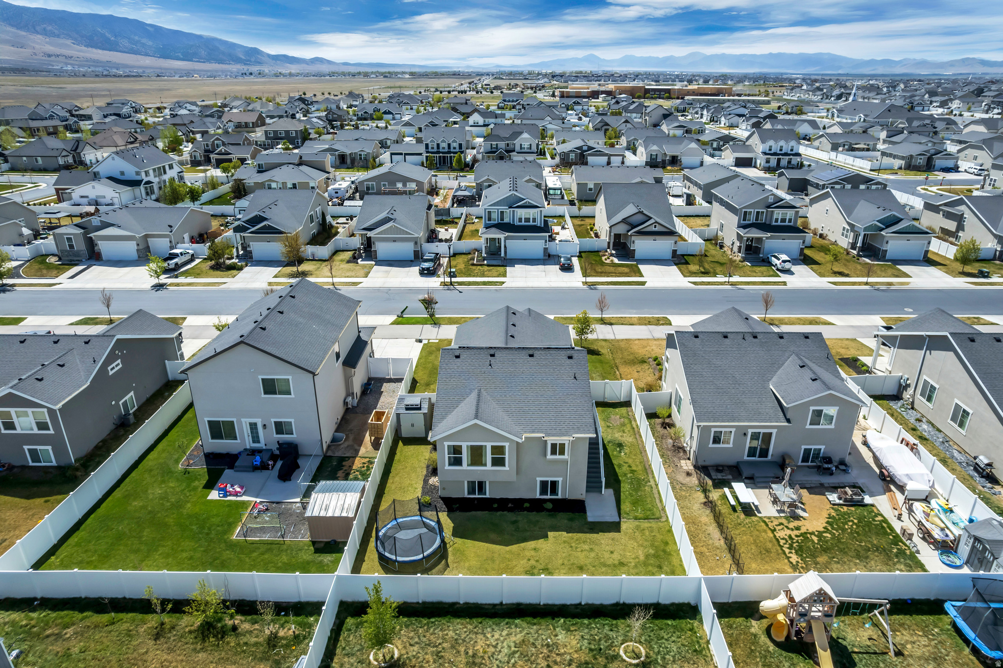 OVERLAND - Residential