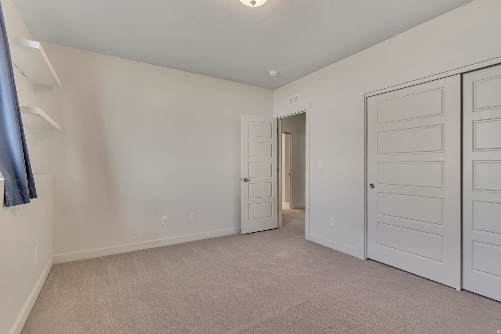 OVERLAND - Residential