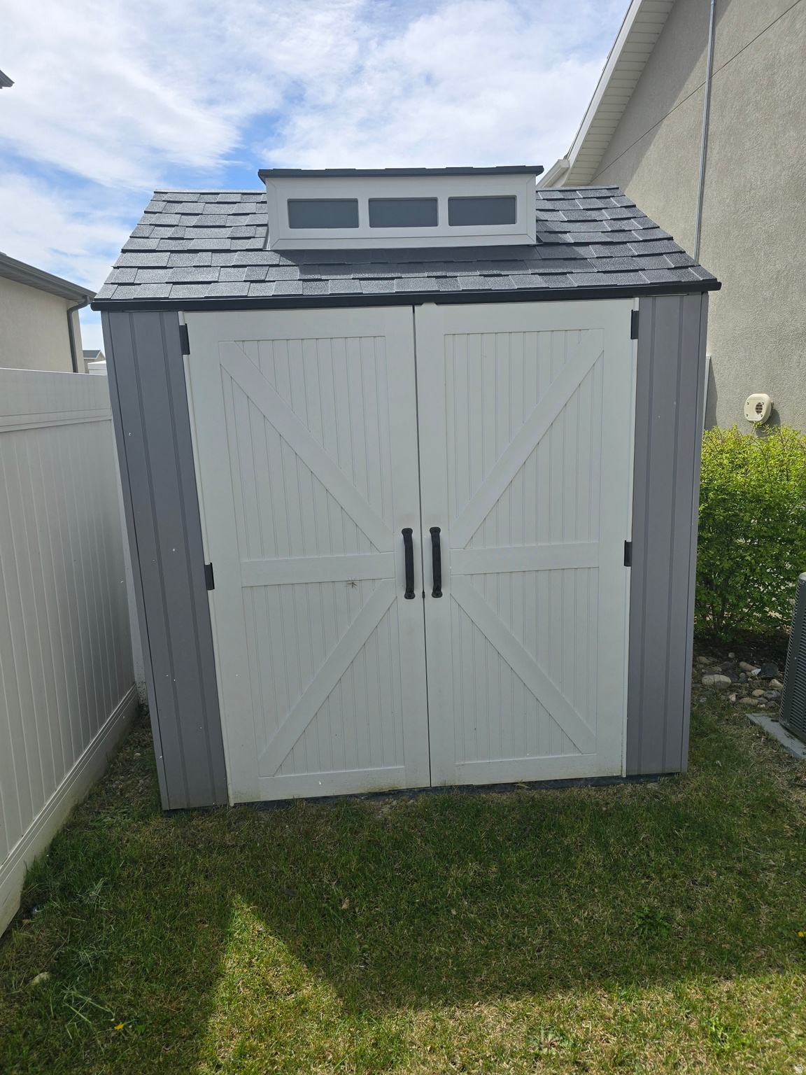 OVERLAND - Residential