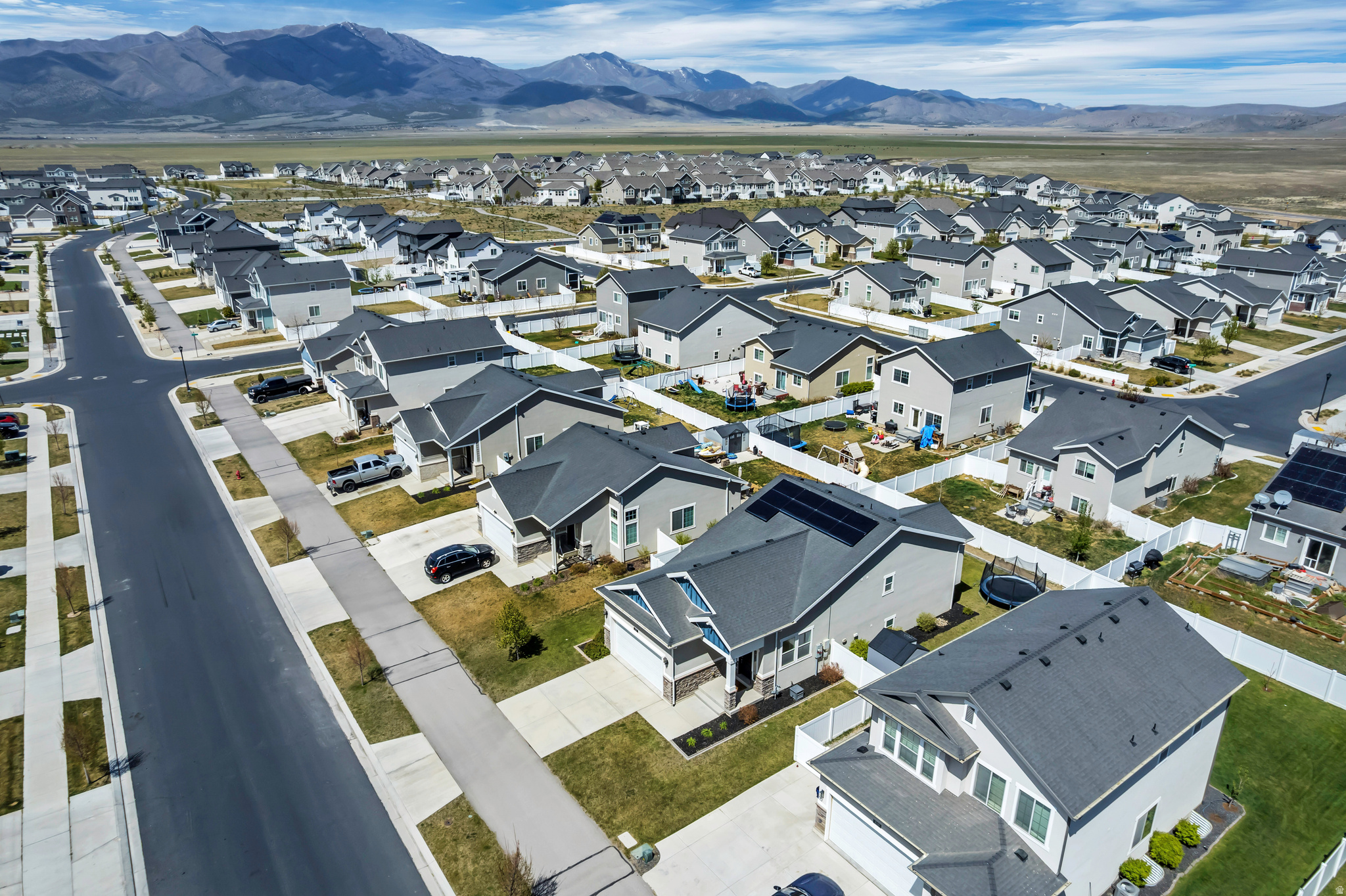 OVERLAND - Residential