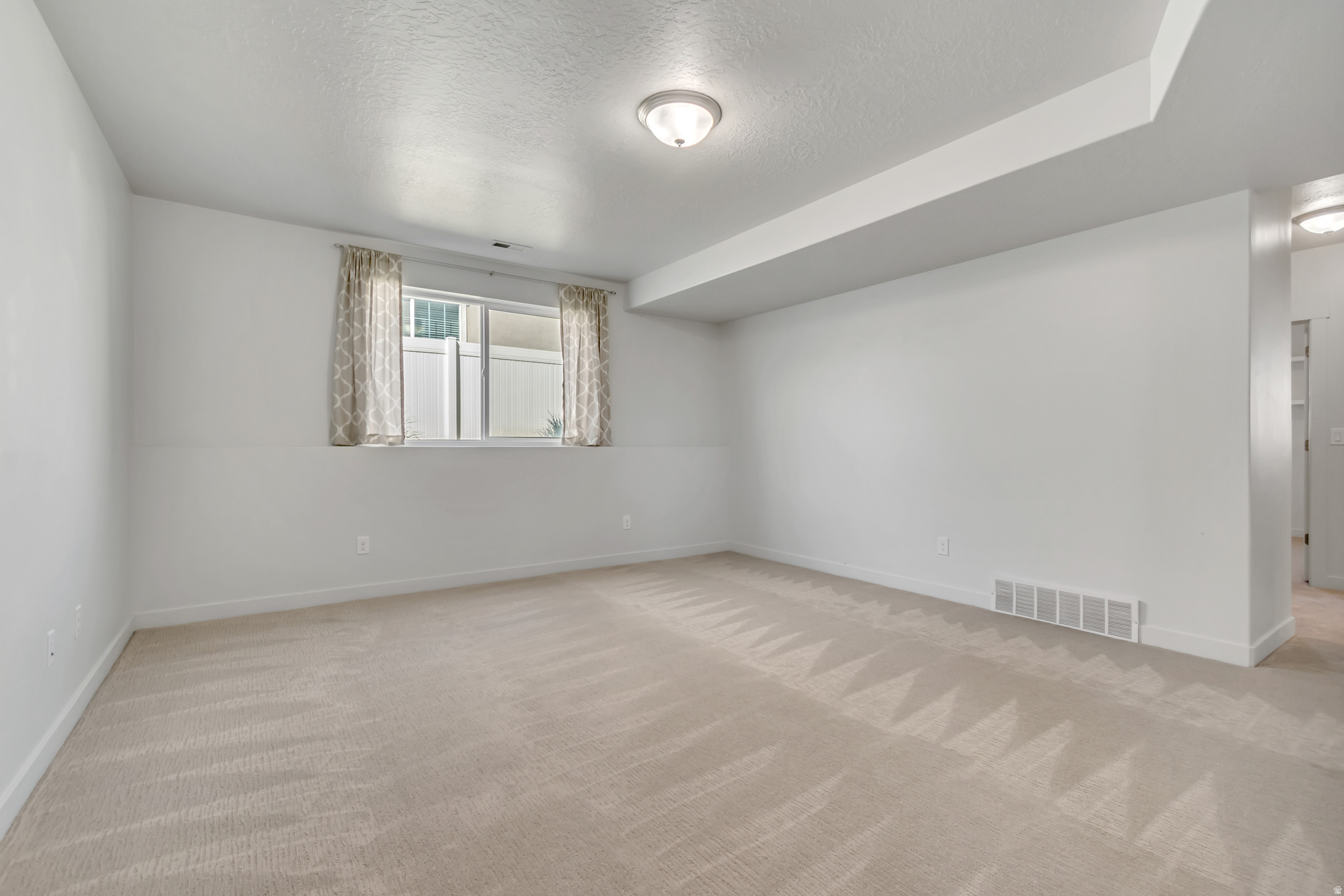 OVERLAND - Residential