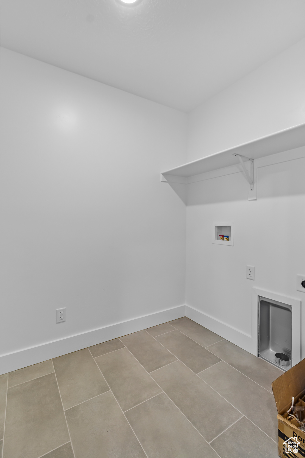 ENVISION ESTATES - Residential