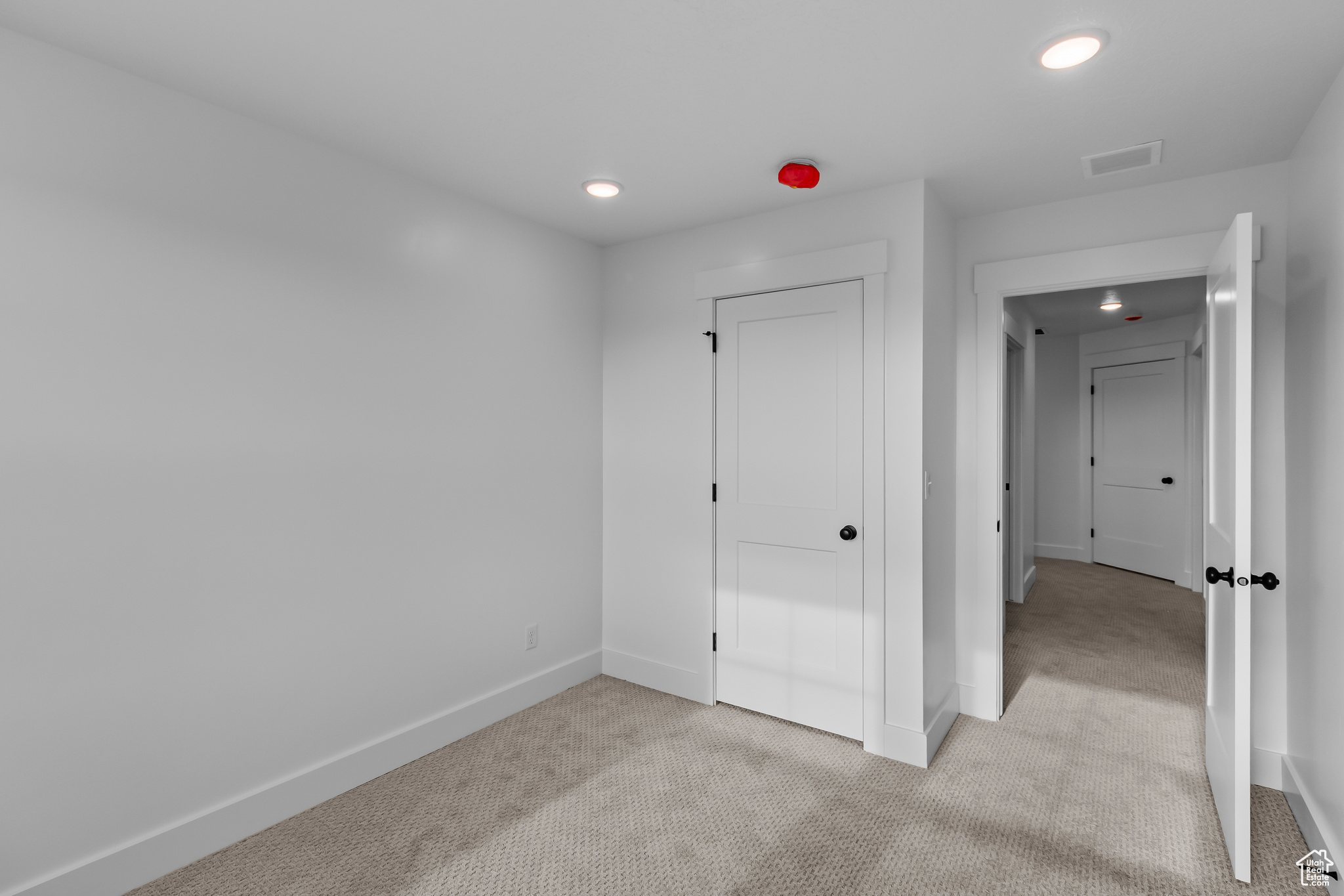 ENVISION ESTATES - Residential