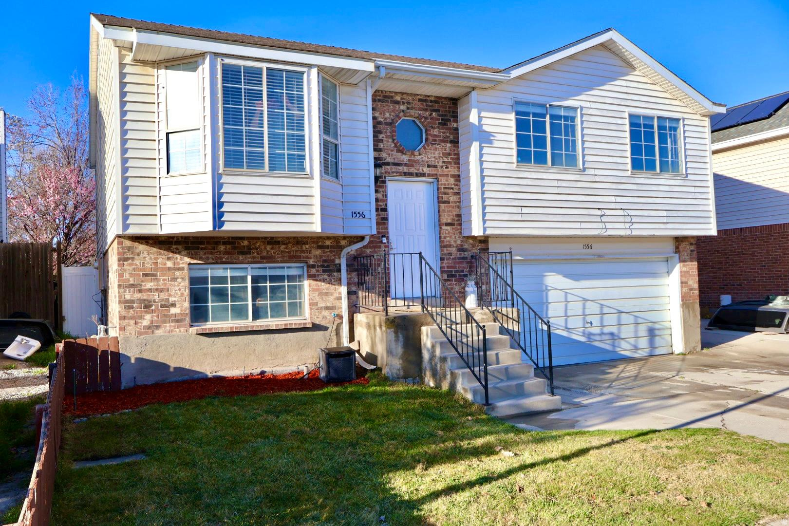 CRYSTAL RIDGE - Residential