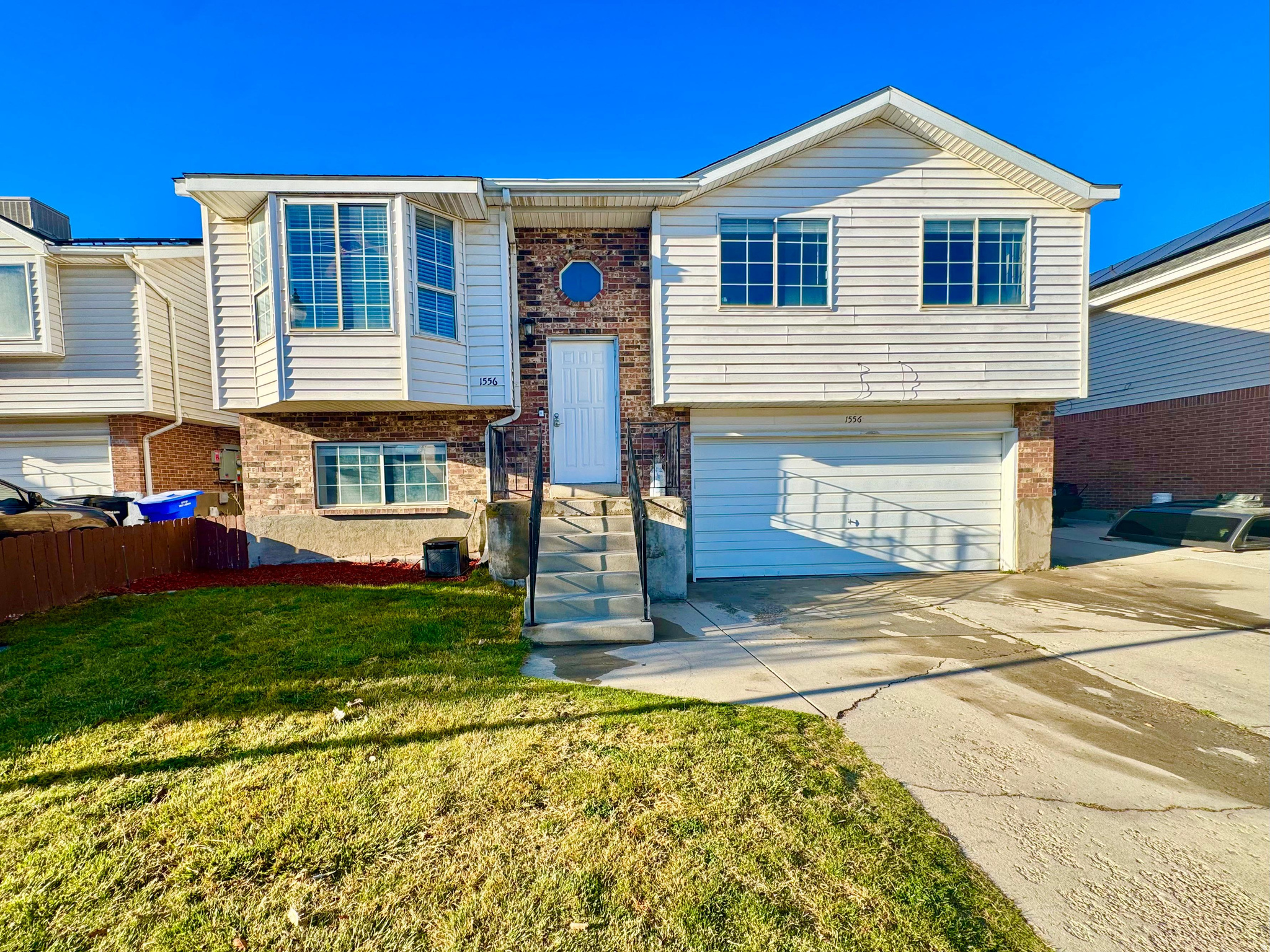 CRYSTAL RIDGE - Residential