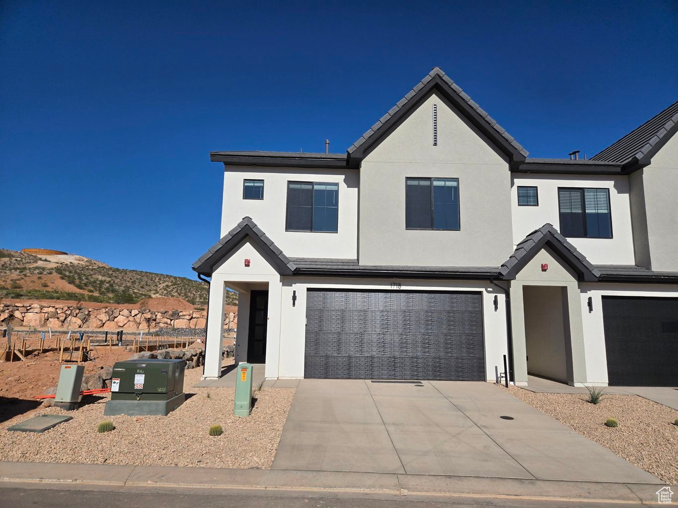 LONG VALLEY - Residential