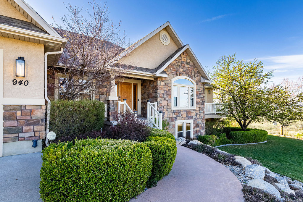 GREYSTONE ESTATES - Residential