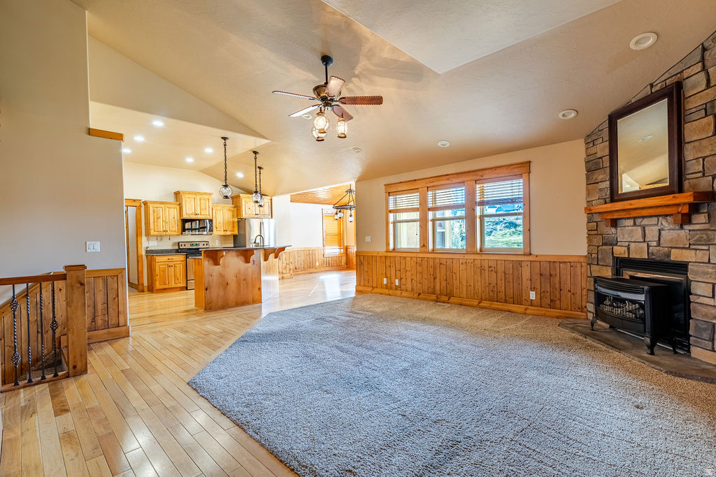 GREYSTONE ESTATES - Residential