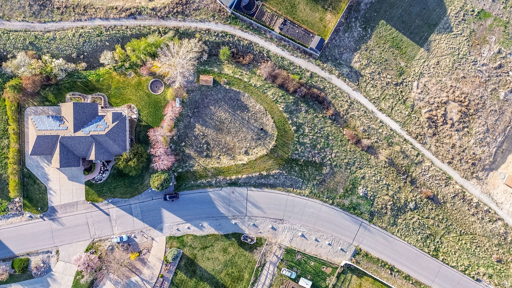 GREYSTONE ESTATES - Residential