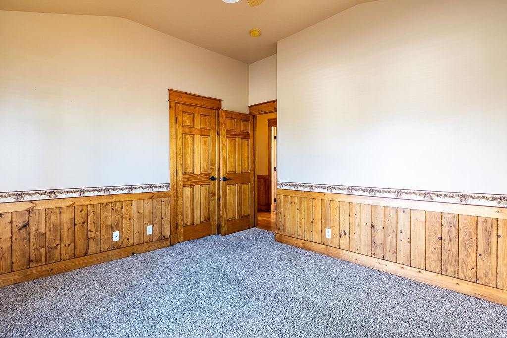 GREYSTONE ESTATES - Residential