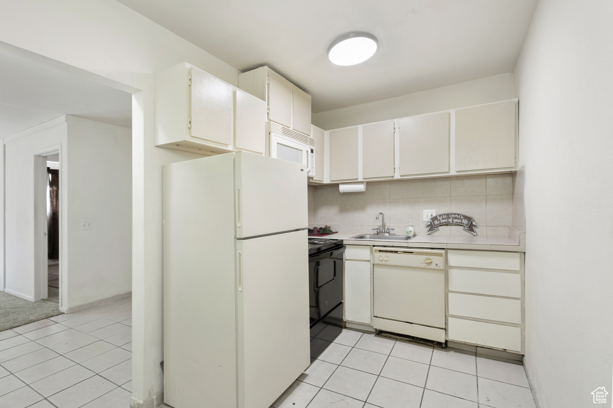 CEDAR POINTE CONDO - Residential