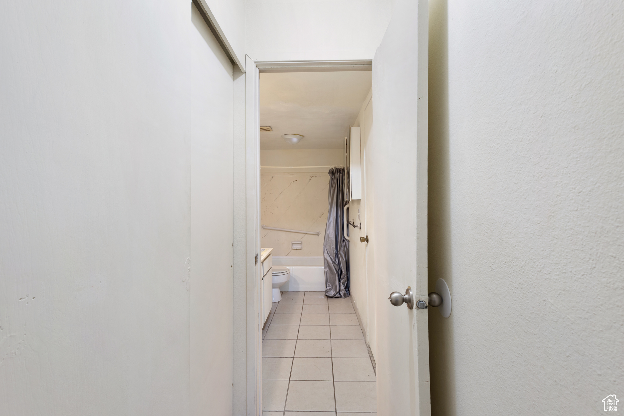 CEDAR POINTE CONDO - Residential