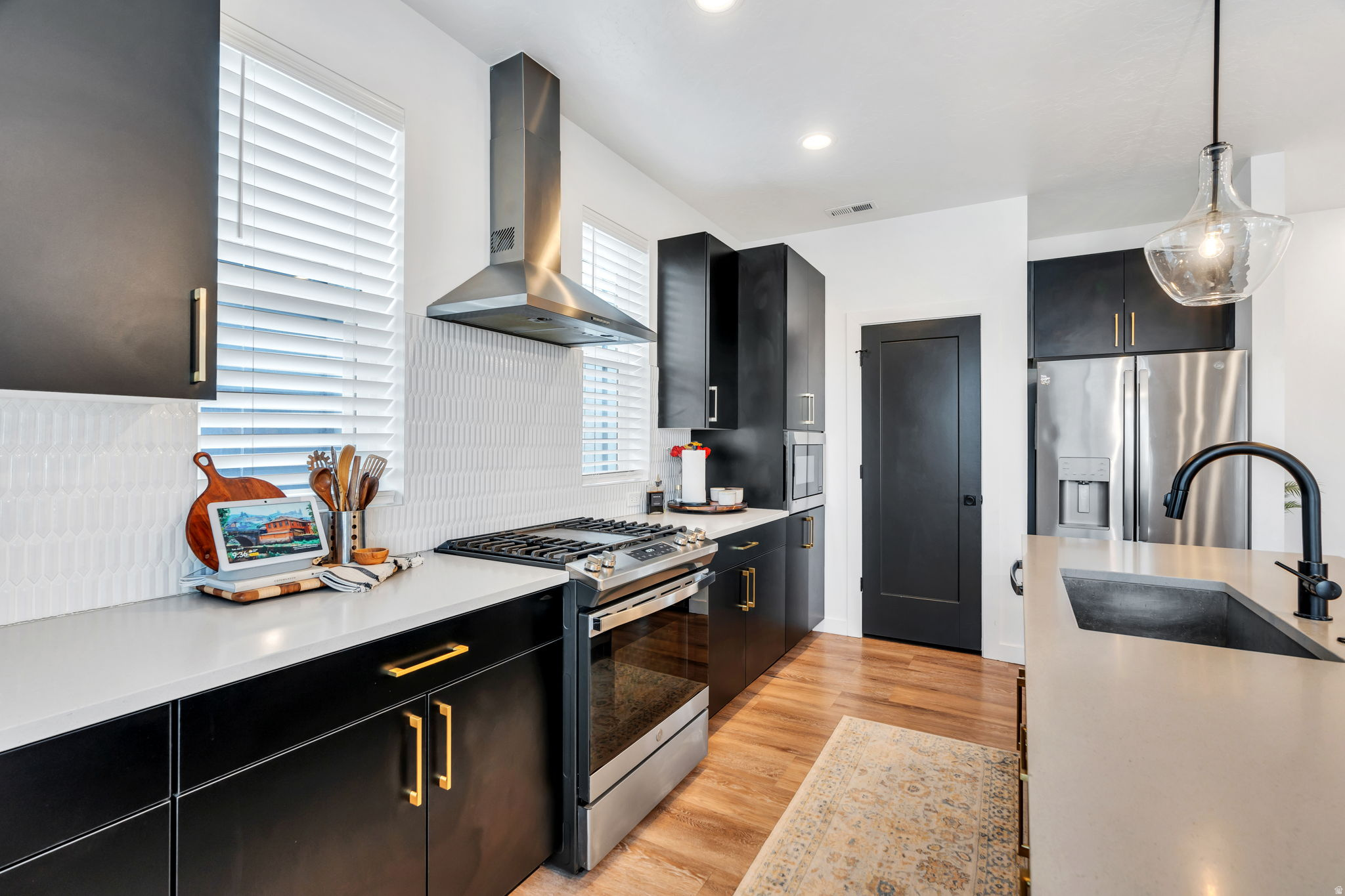 THE HIVE - Residential