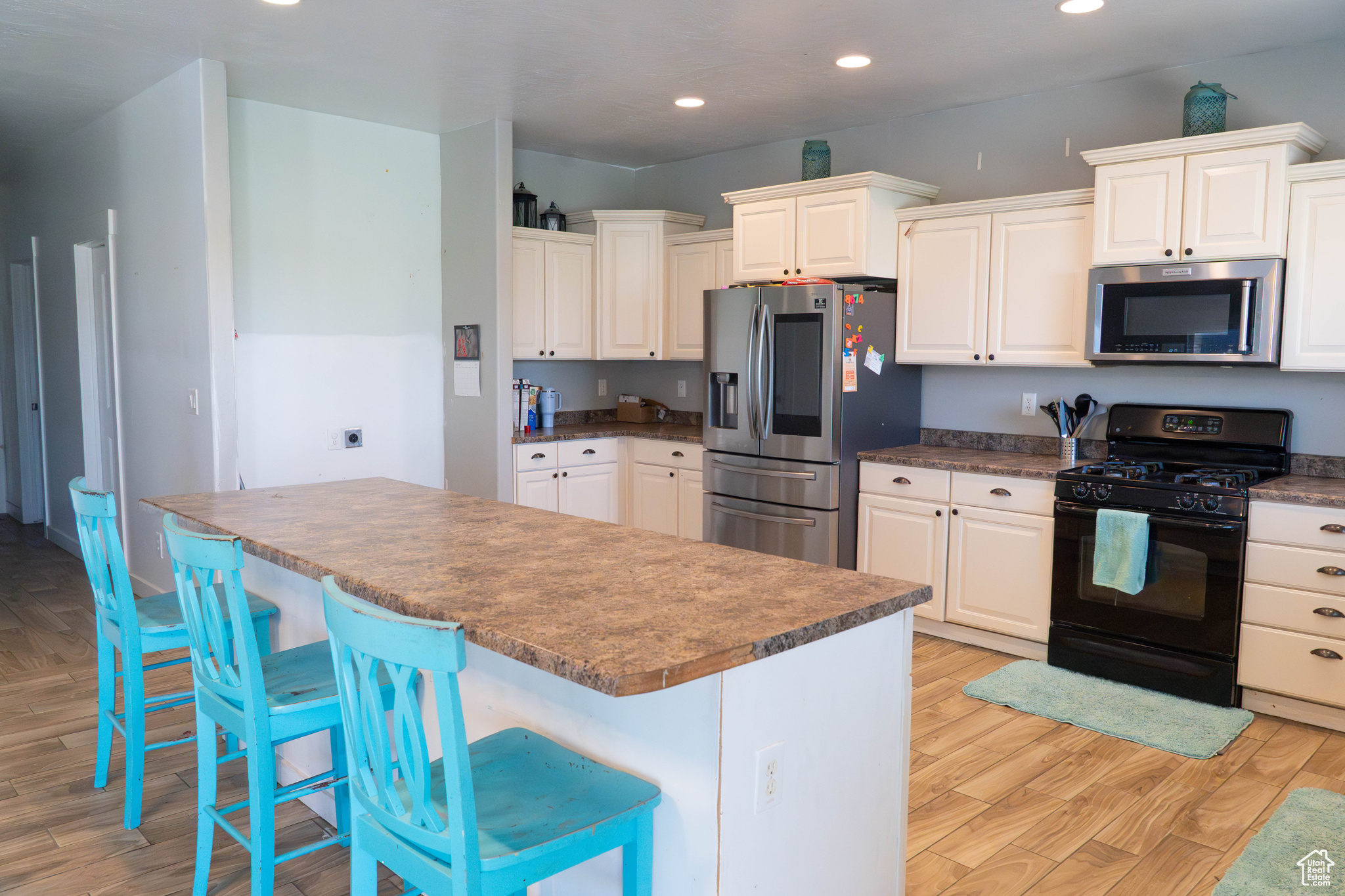 AUTUMN RIDGE - Residential