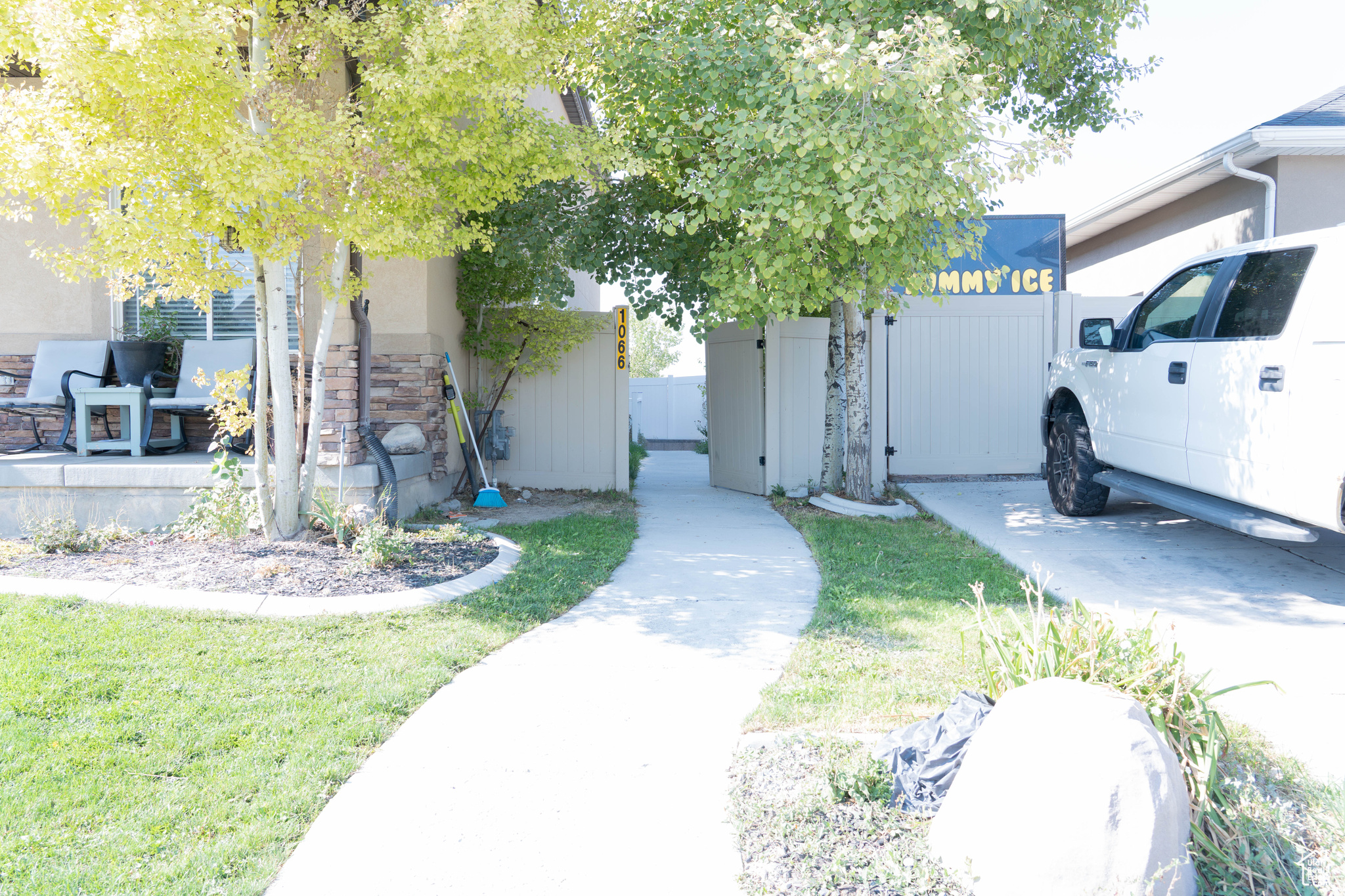 AUTUMN RIDGE - Residential