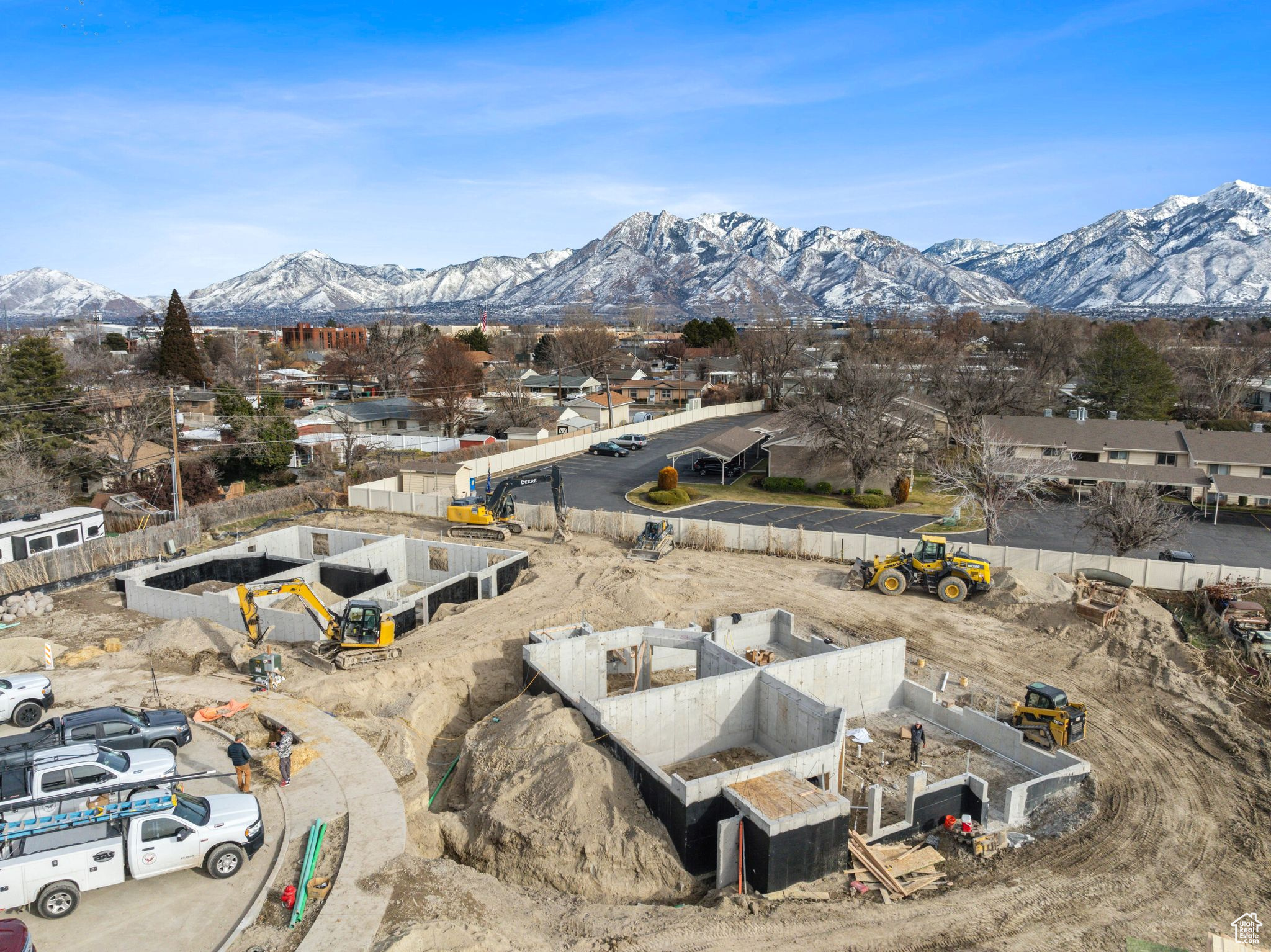 JEFFERSON PARK - Residential Income