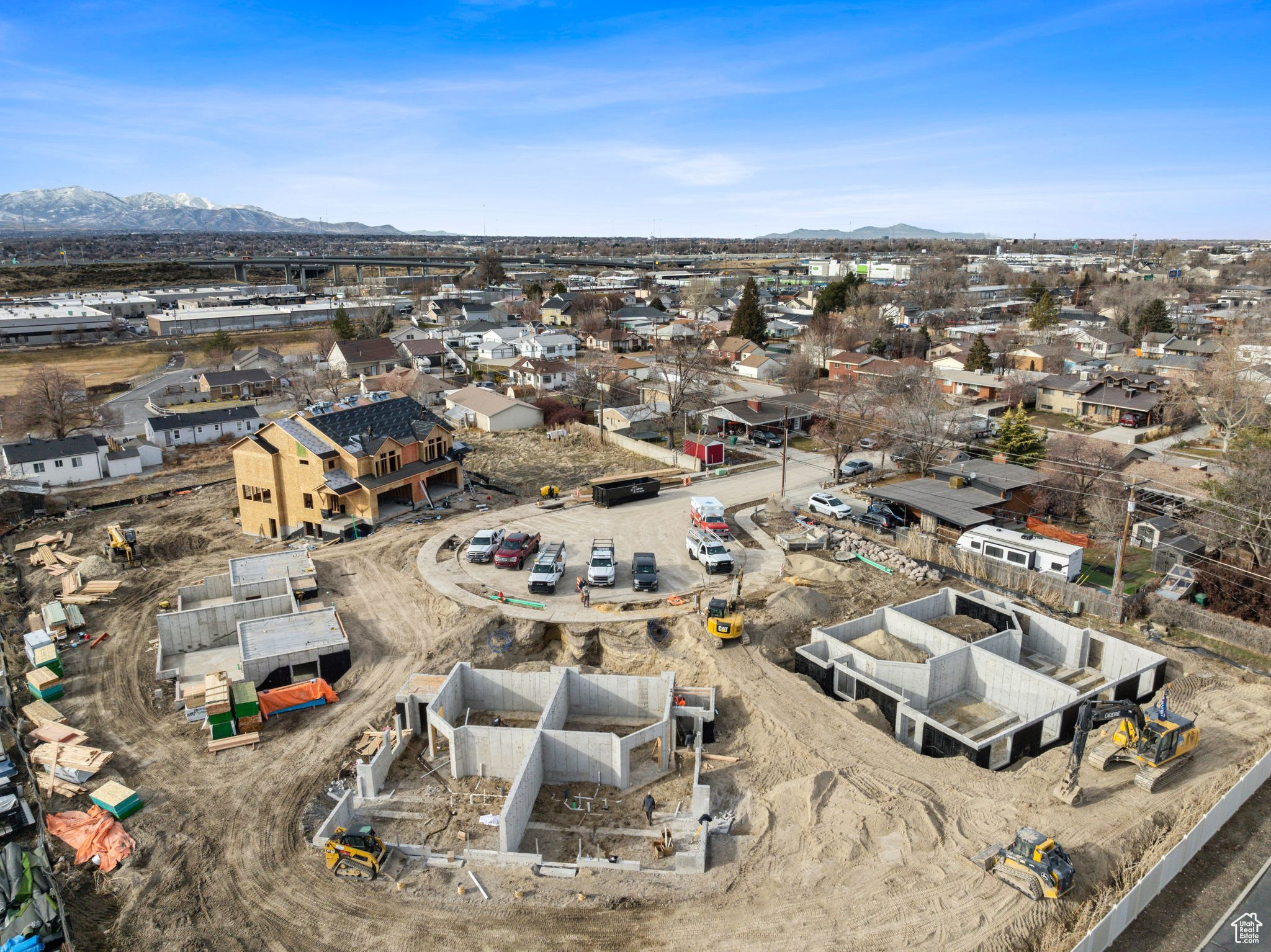 JEFFERSON PARK - Residential Income