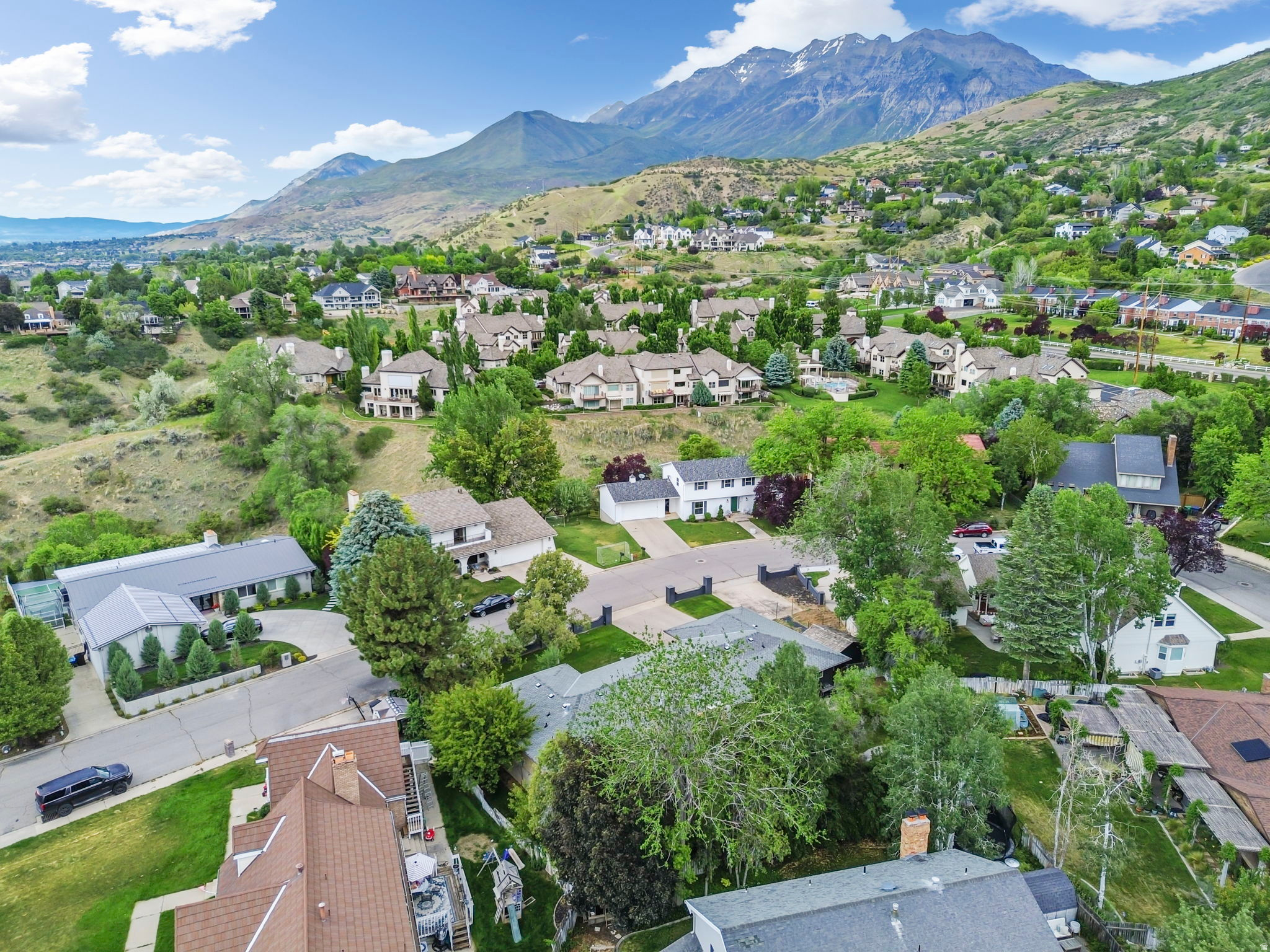 SHERWOOD HILLS - Residential