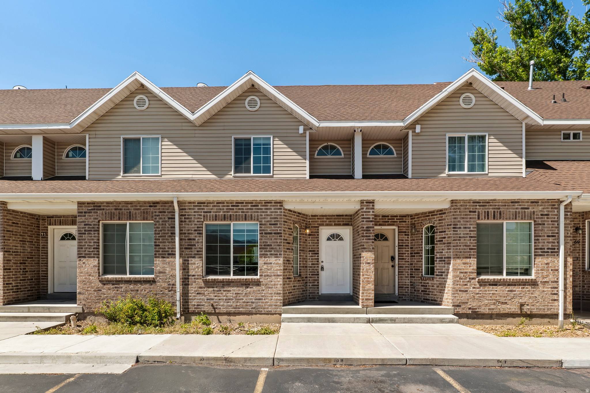 TOWNHOUSE ESTATES PHASE 3 - Residential