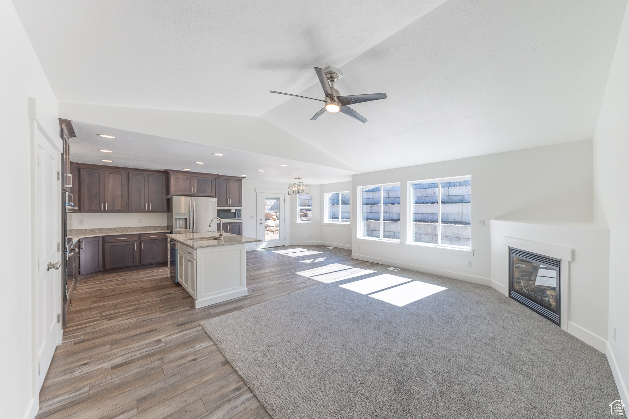 FOREST HILLS - Residential