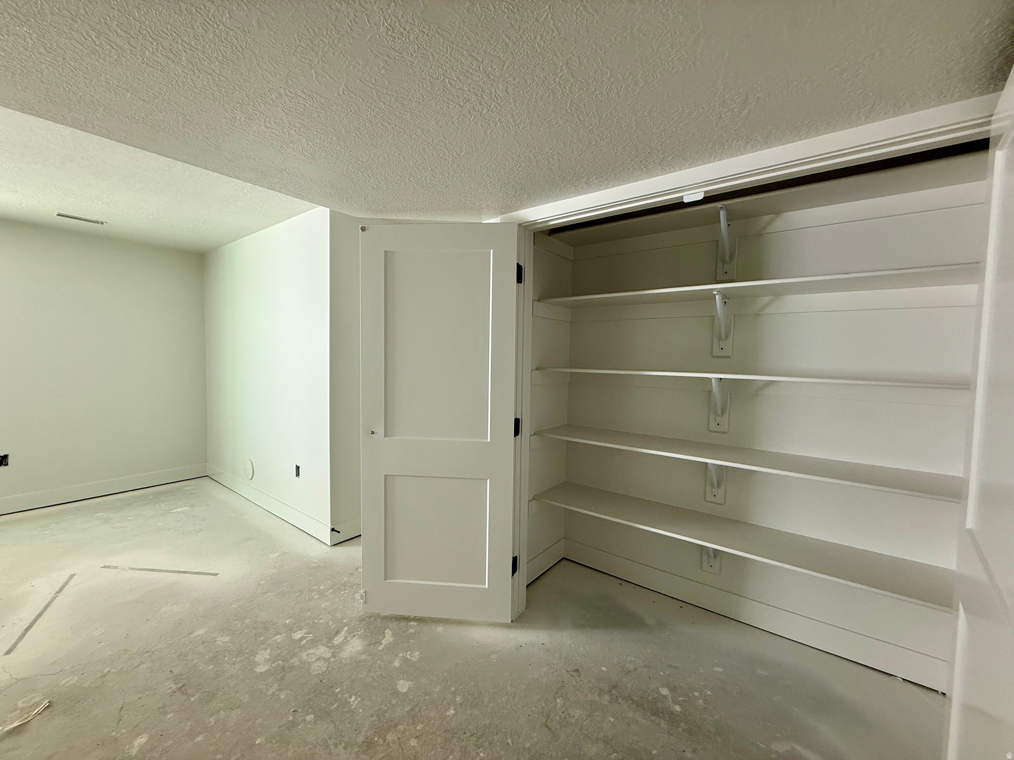 CREEKSIDE AT JDC RANCH - Residential