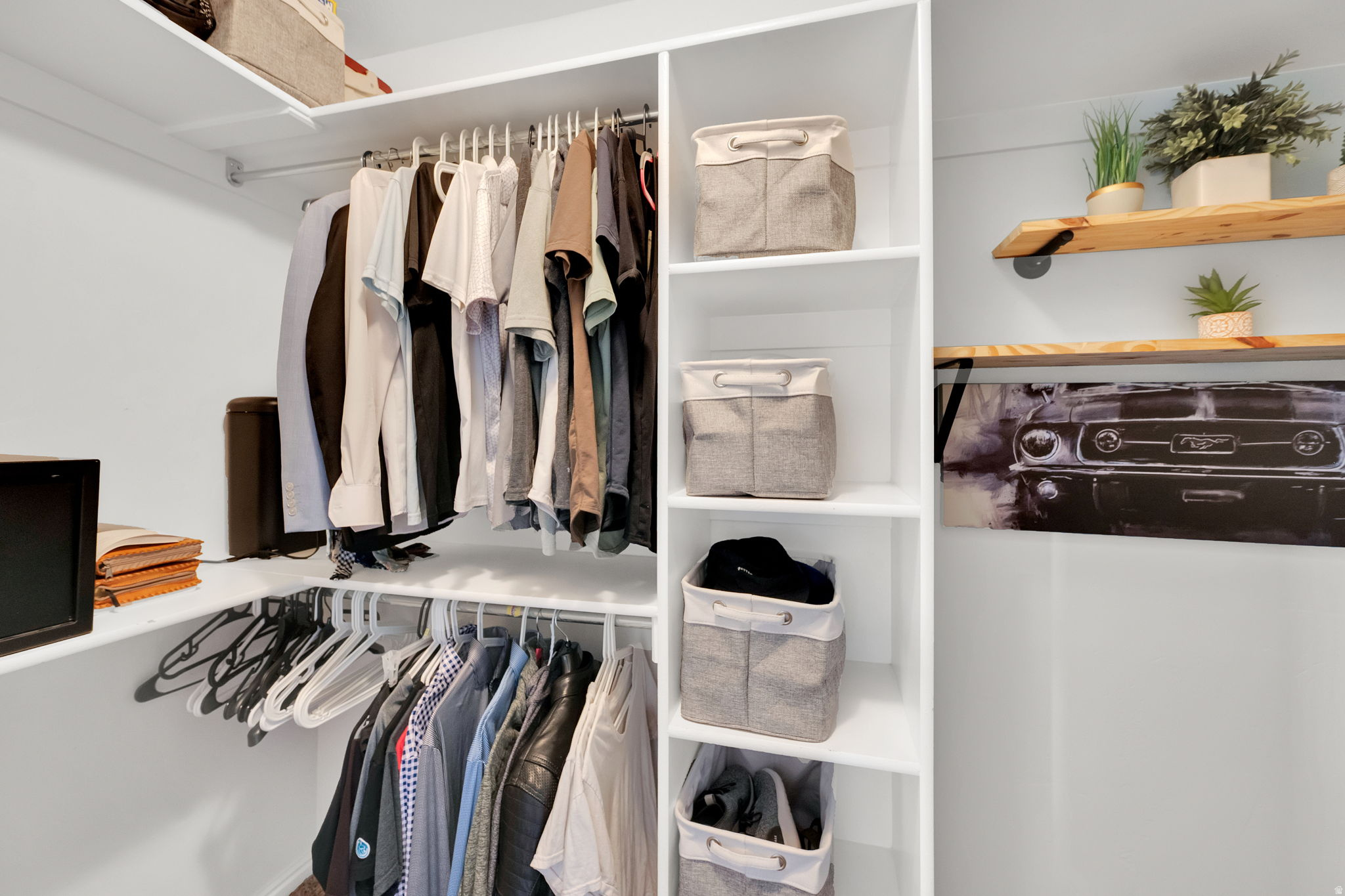 SPANISH VISTA - Residential