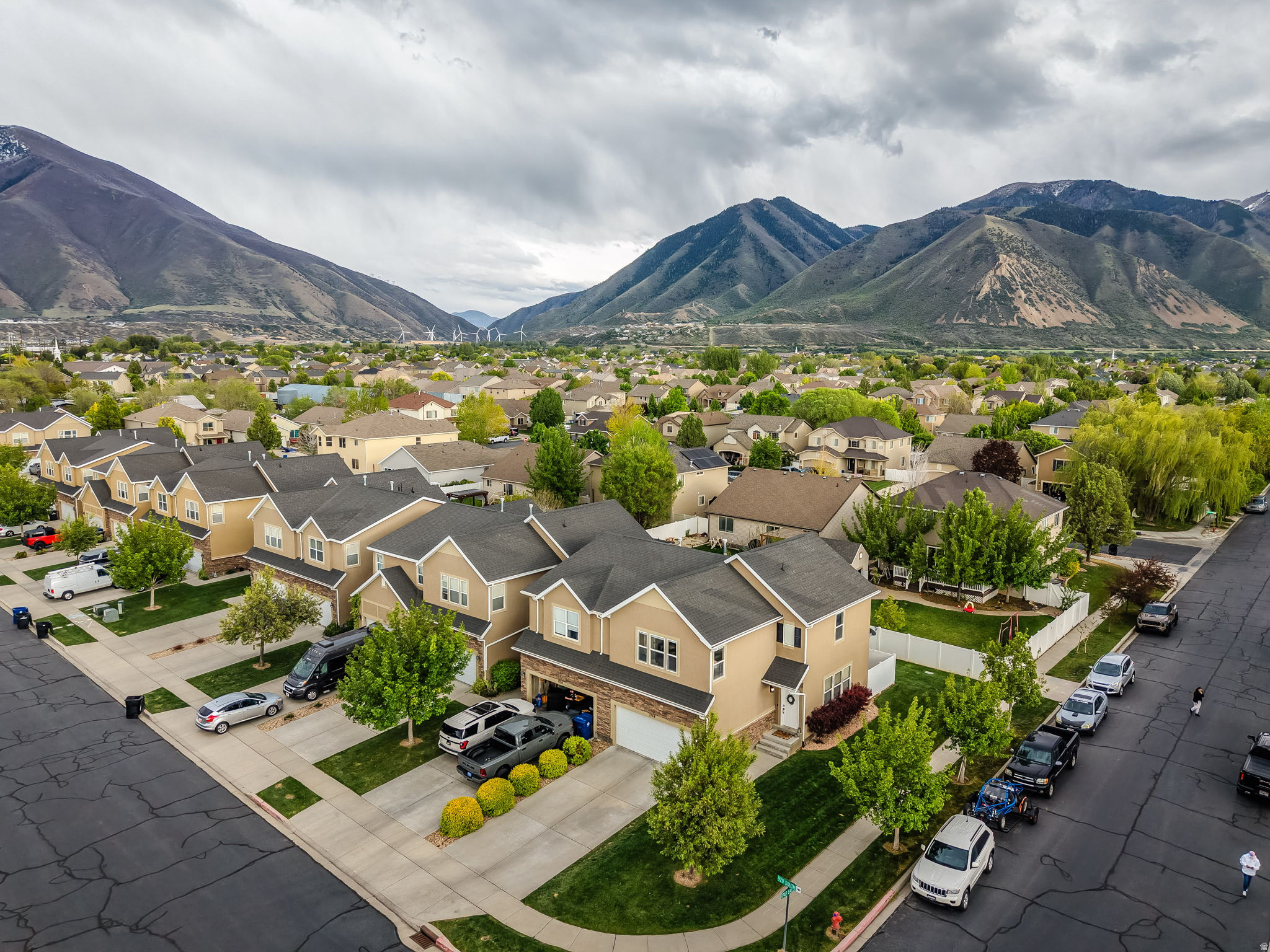 SPANISH VISTA - Residential