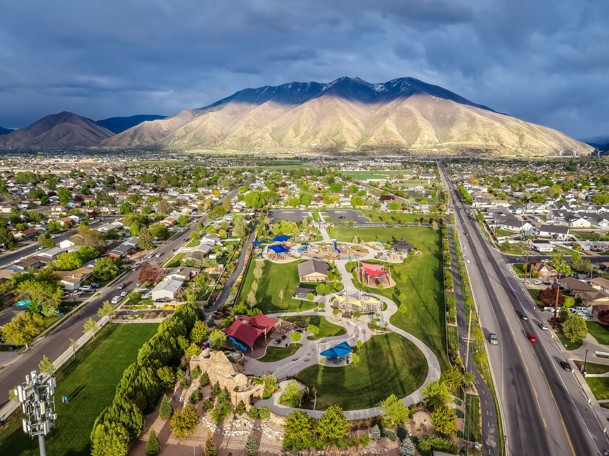 SPANISH VISTA - Residential