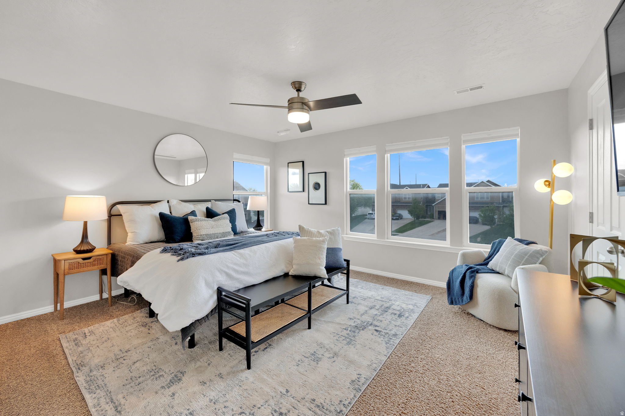 SPANISH VISTA - Residential