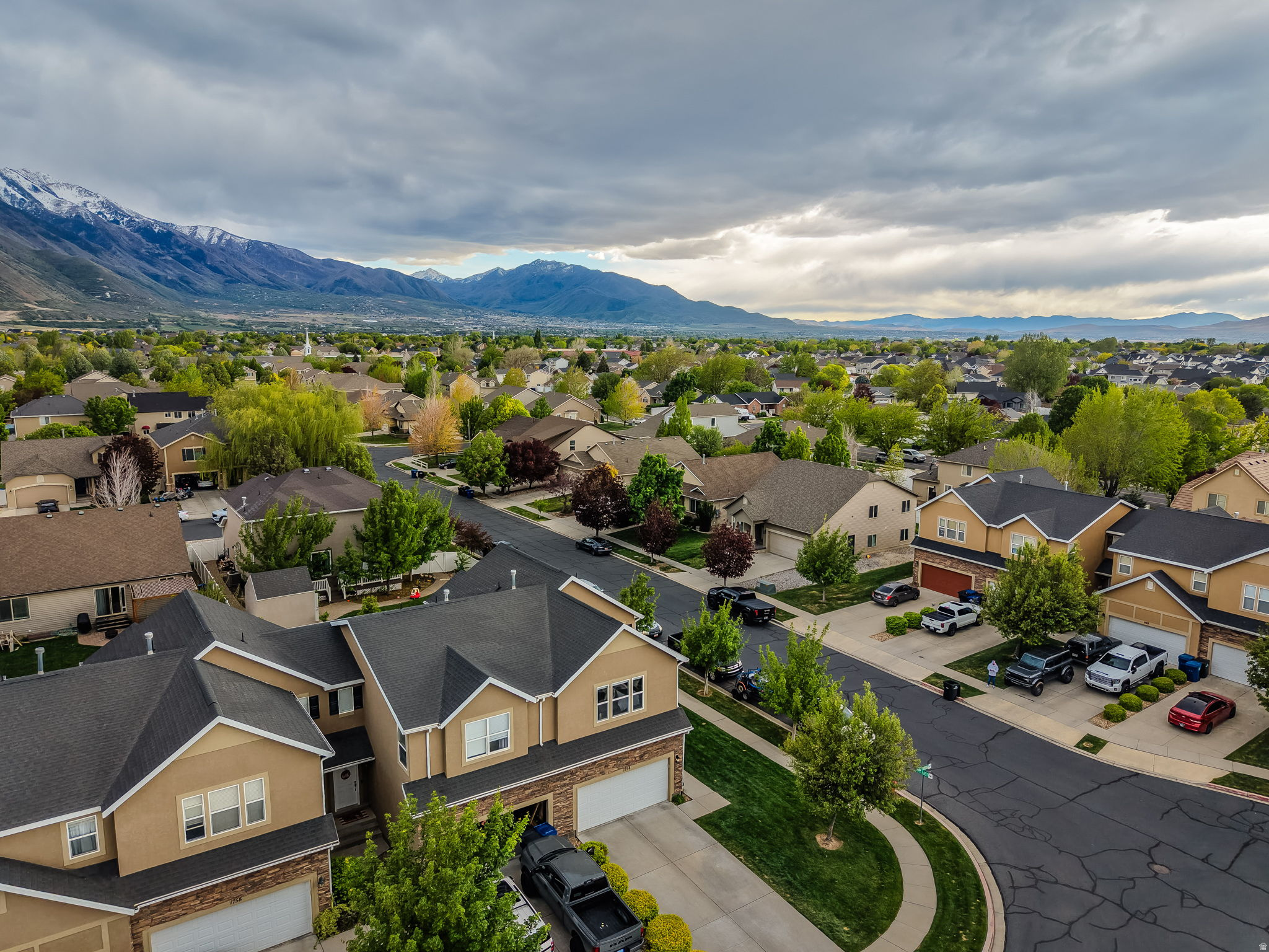 SPANISH VISTA - Residential