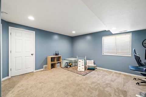 Tiny photo for 2537 N 1220 W, Clinton, UT 84015 (MLS # 2115268)